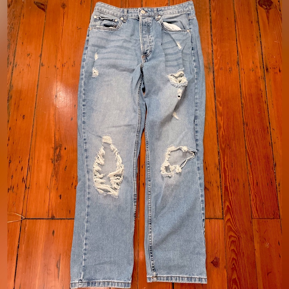 Refuge Ripped Jeans